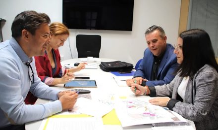 Yaiza identificará suelo público e inmuebles inacabados para transformarlos en viviendas protegidas para el alquiler asequible