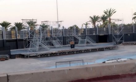 Nuevo pelotazo en ciernes con el montaje del escenario del carnaval en Telde